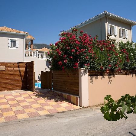 Le Torri Villas By Nidri Holiday Villas Экстерьер фото