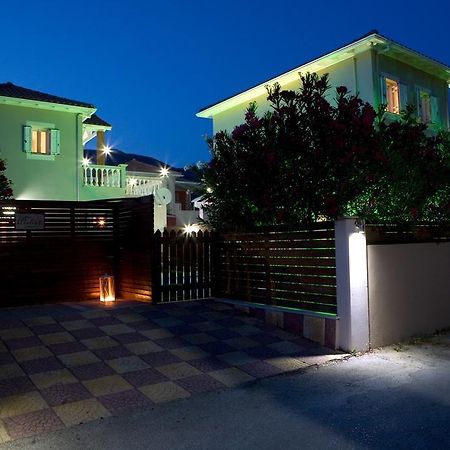 Le Torri Villas By Nidri Holiday Villas Экстерьер фото