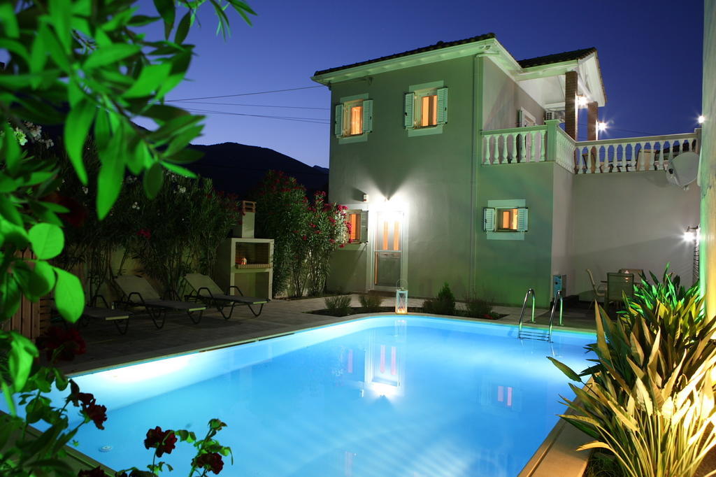 Le Torri Villas By Nidri Holiday Villas Экстерьер фото