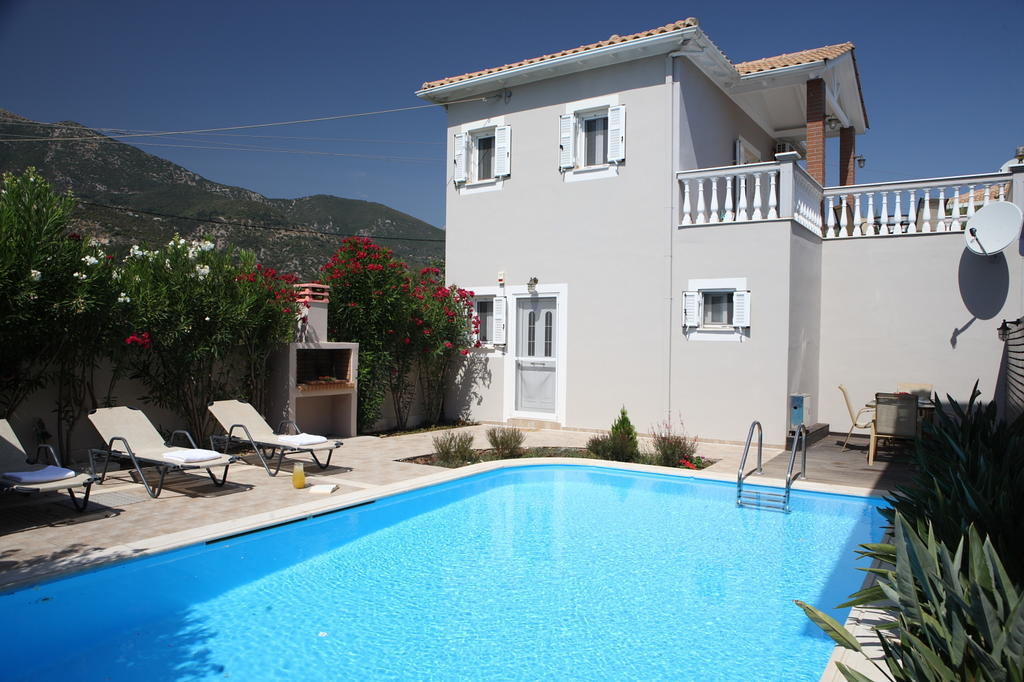 Le Torri Villas By Nidri Holiday Villas Экстерьер фото
