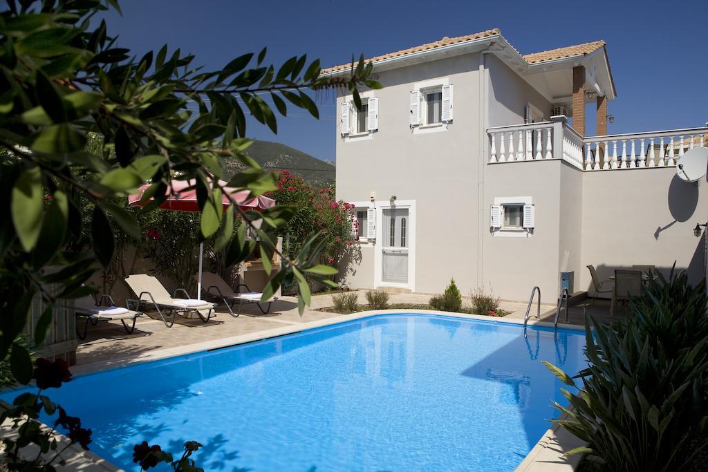 Le Torri Villas By Nidri Holiday Villas Экстерьер фото